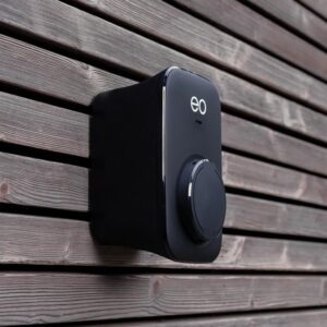 Thumbnail of http://eo-genius-2-charging%20(1)-min